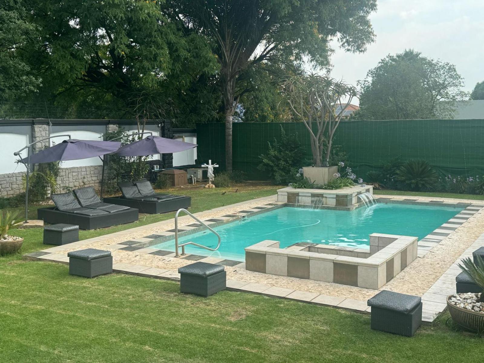 באנוני Africa Paradise - Or Tambo Airport Boutique Hotel מראה חיצוני תמונה